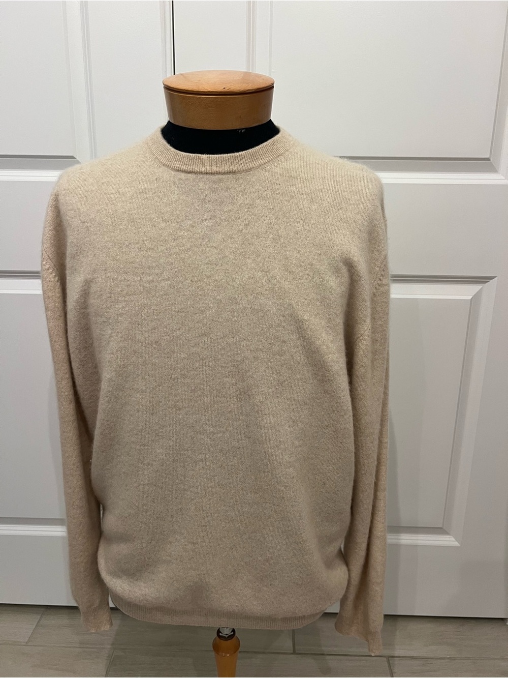 Turnbury Men’s 100% Softest Luxurious Cashmere Crewneck Sweater Beige Tan sz L